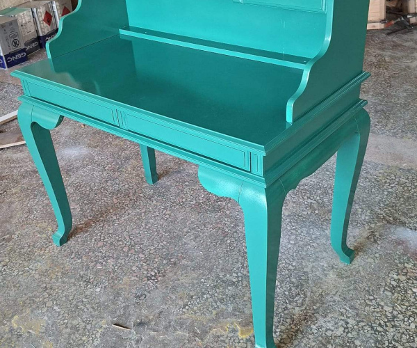 3-Çalışma Masası Kitabeli